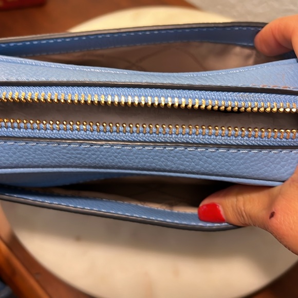 Michael Kors NWOT Jet Set Charm Large East West Camera Crossbody Bag - Picture 10 of 11